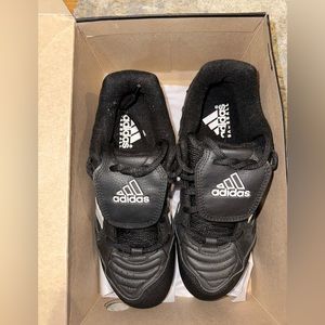 Boys Adidas Baseball Cleats, Size 4.5